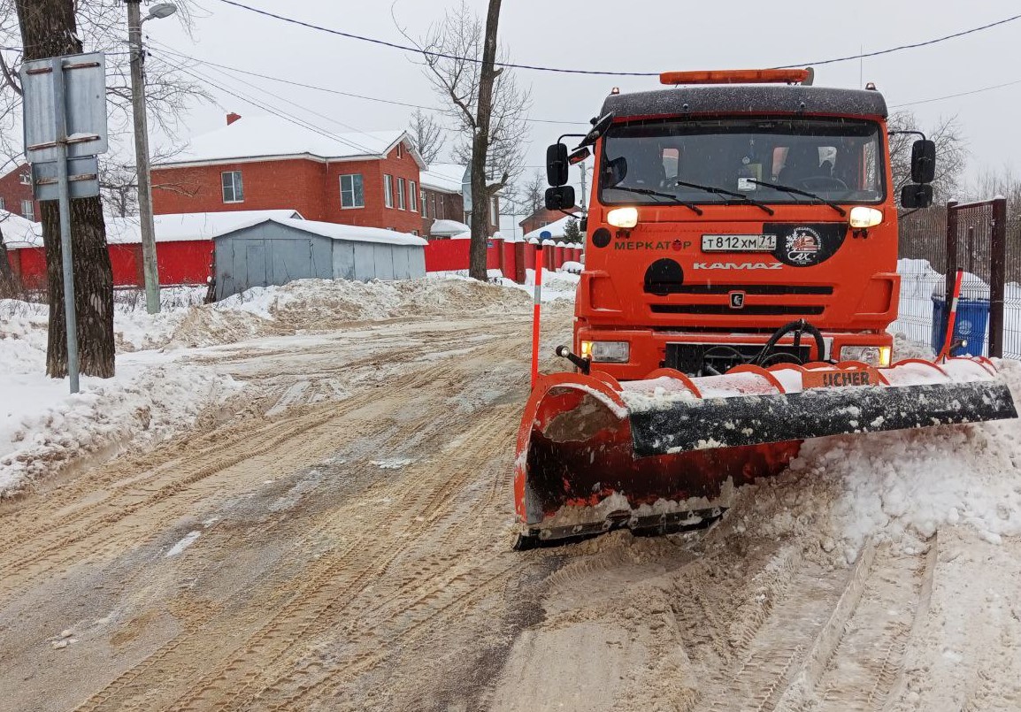 Уборка в городе.