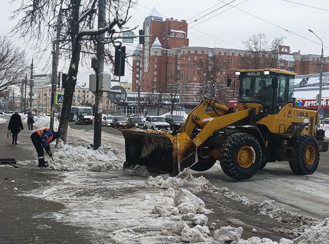 Уборка в городе.