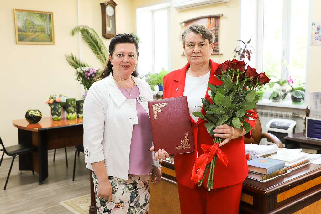 Почетного гражданина города-героя Тулы Татьяну Максимову поздравили с юбилеем.