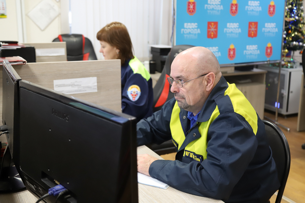 Утро в городе: безопасность и жизнеобеспечение.