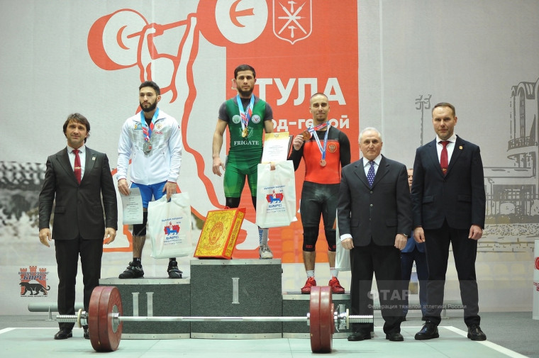 Тульский тяжелоатлет завоевал «бронзу» на Кубке России.