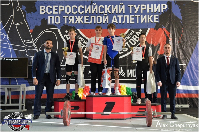 Туляк завоевал «бронзу» на Всероссийском Турнире по тяжёлой атлетике.