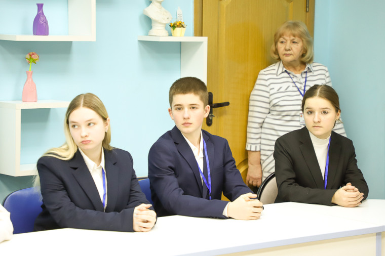 Илья Беспалов пообщался с тульским школьниками.