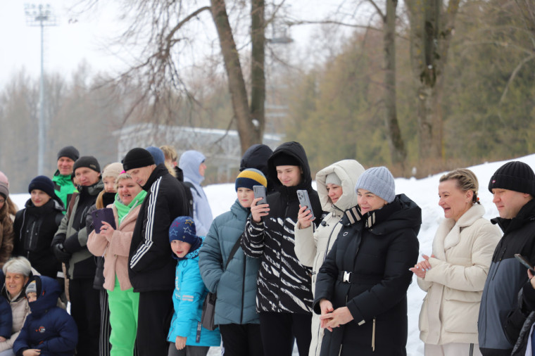 В Туле состоялся спортивно-игровой праздник «Все начинается с семьи», посвященный Дню защитника Отечества.