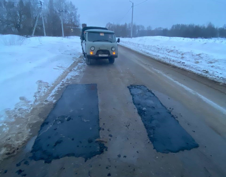 В Туле ведут аварийно-восстановительный ремонт дорожного полотна.