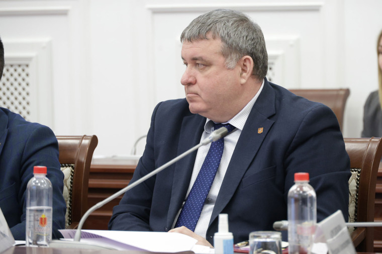 Илья Беспалов рассказал о планах по ремонту загородных оздоровительных лагерей.