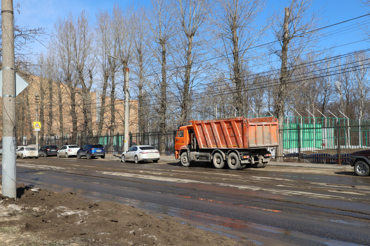 Илья Беспалов провел рабочее совещание по вопросам капитального ремонта трамвайных путей.