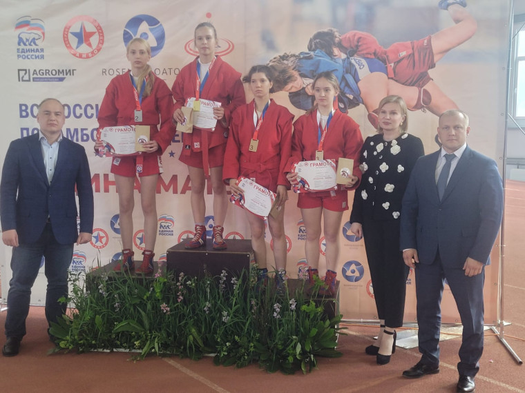Туляки стали победителями и призерами Всероссийских соревнований по самбо.