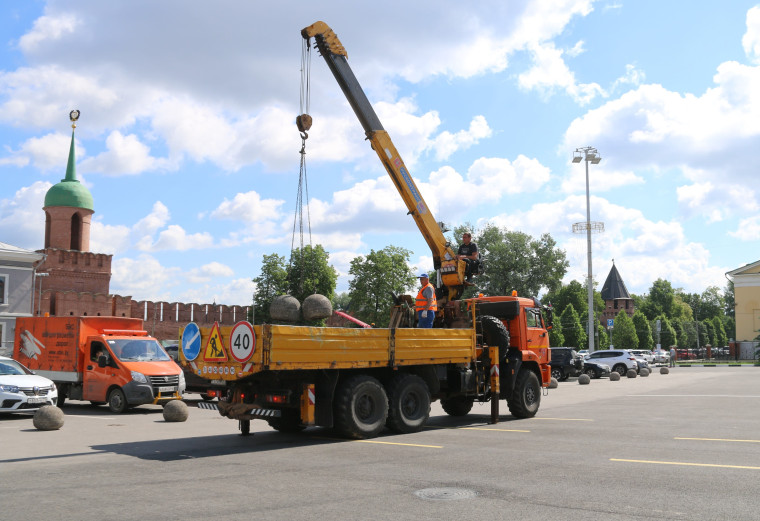 С 9 июня на площади Ленина возобновляется работа платного парковочного пространства.