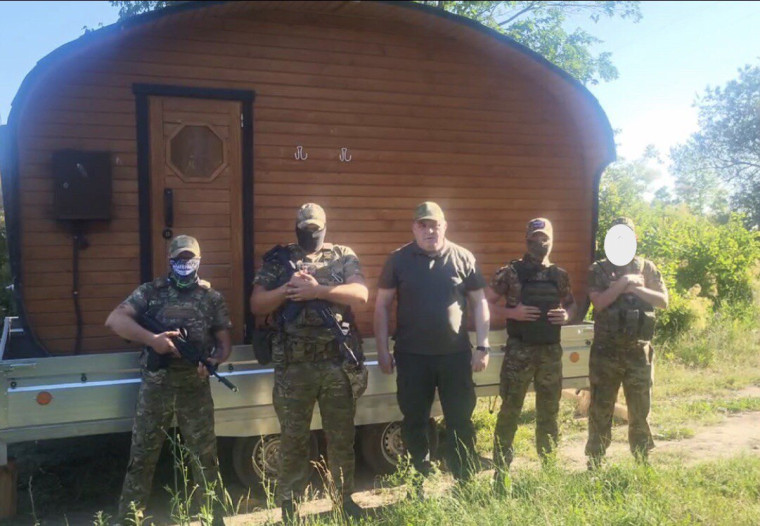 Илья Беспалов передал партию помощи военнослужащим в зоне СВО.