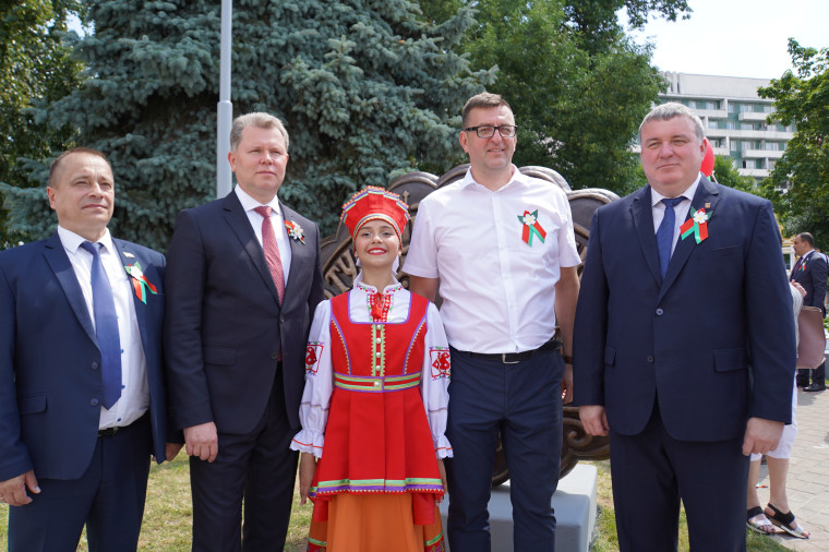 Туляки поздравили город-побратим Могилев с 757-летием со дня основания.