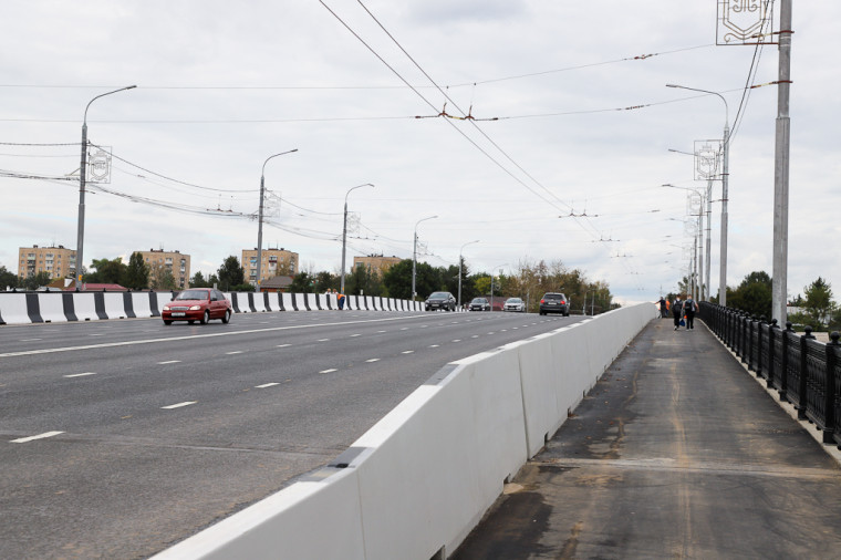 В Туле открыто движение по всем полосам Московского путепровода.