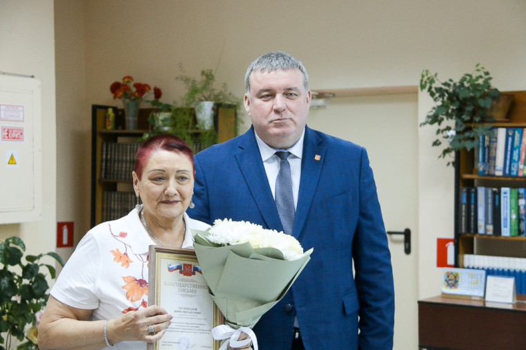 Илья Беспалов провел рабочую встречу с активистами ТОС Зареченского округа.