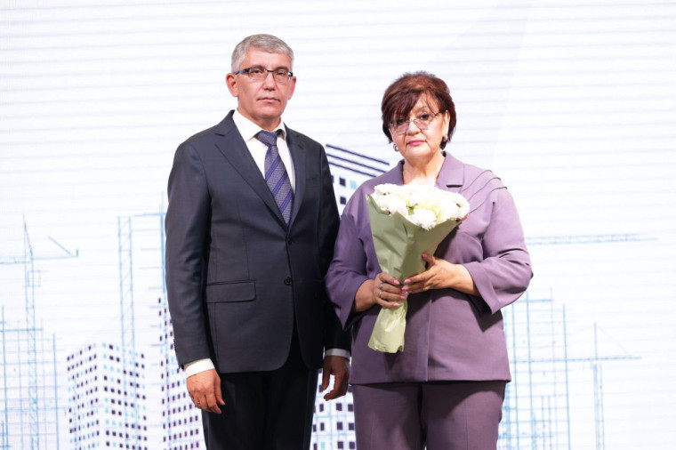 Илья Беспалов принял участие в торжественном мероприятии, приуроченном ко Дню строителя.