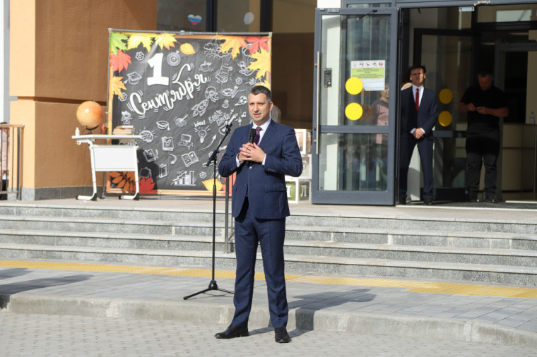 Илья Беспалов: В таких школах надо учиться только на «отлично».