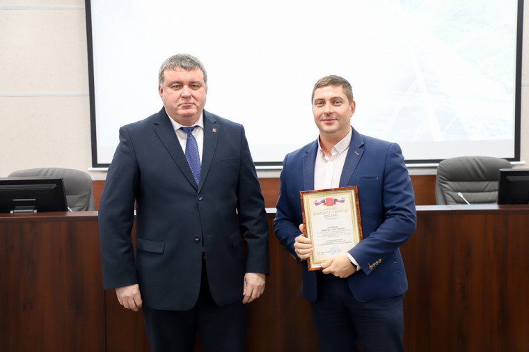 Илья Беспалов принял участие в торжественном мероприятии, посвященном Дню работников дорожного хозяйства.