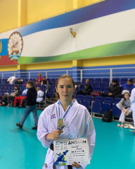 Тульская спортсменка завоевала «серебро» на Международных соревнованиях по карате.