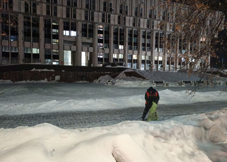 Уборка в городе.
