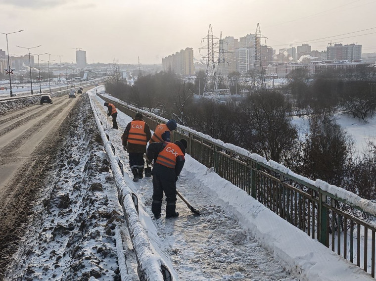 Уборка в городе.