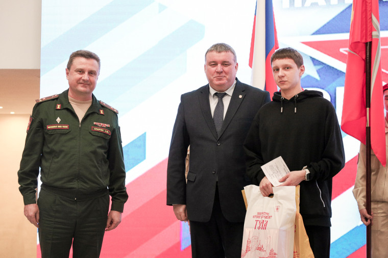 Илья Беспалов призывникам: Уверен, что военную службы вы будете нести достойно.