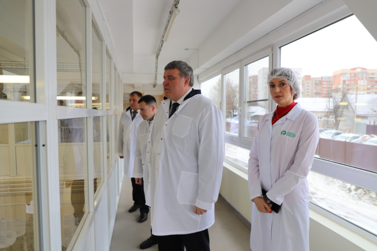 Илья Беспалов поздравил коллектив тульского предприятия по производству молочной продукции с юбилеем.